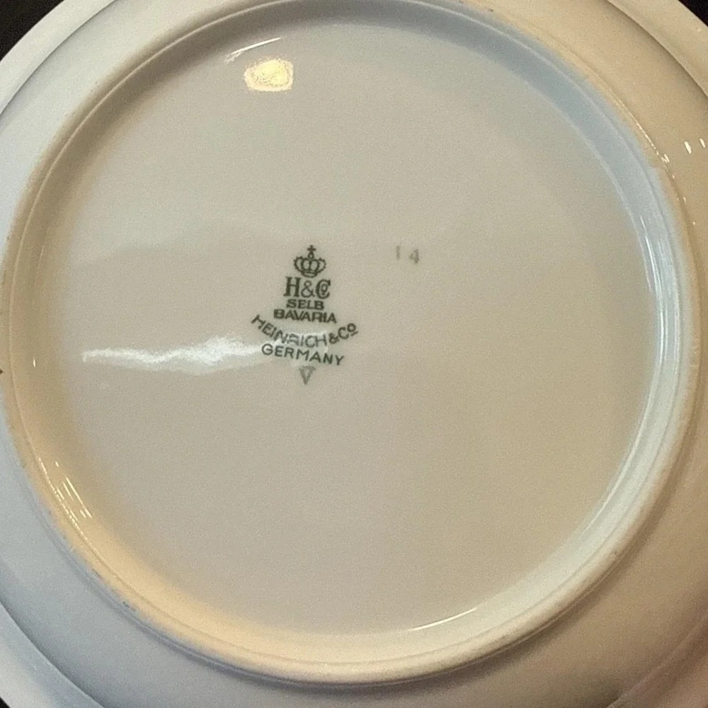 Heinrich Selb Bavaria‎ Germany Gold Trim Pink Flowers Serving Vegetable Bowl